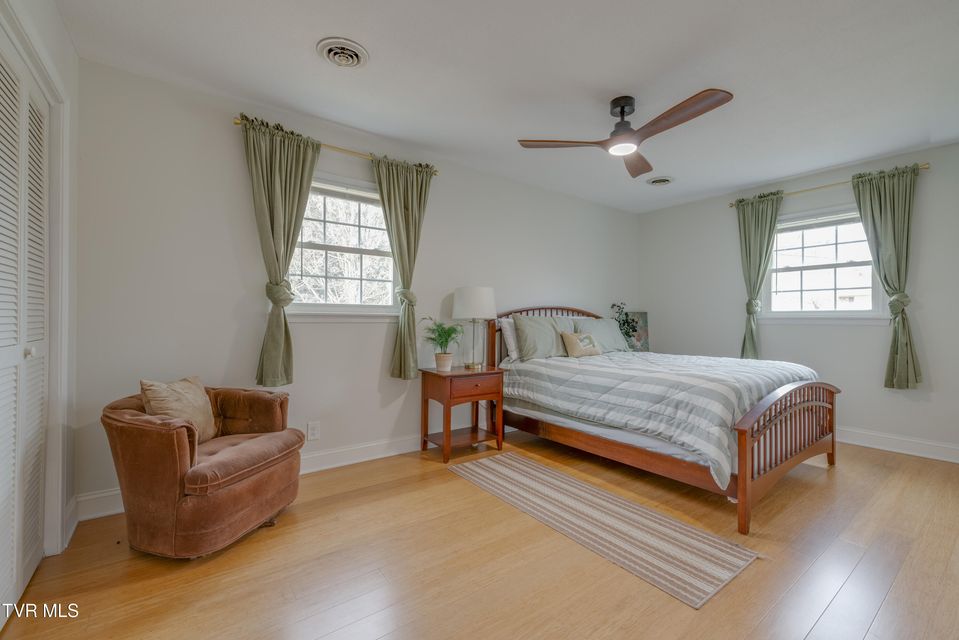 Photo #38: 2405 Rambling Road