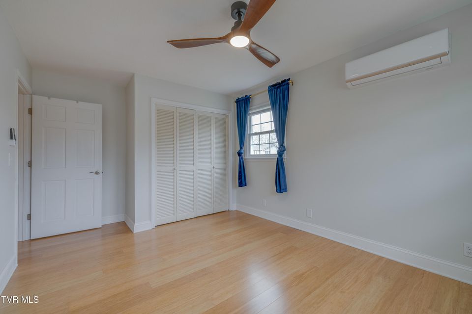 Photo #43: 2405 Rambling Road