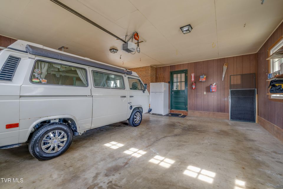 Photo #53: 2405 Rambling Road