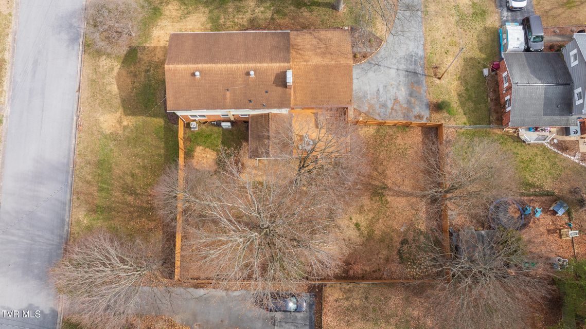 Photo #65: 2405 Rambling Road