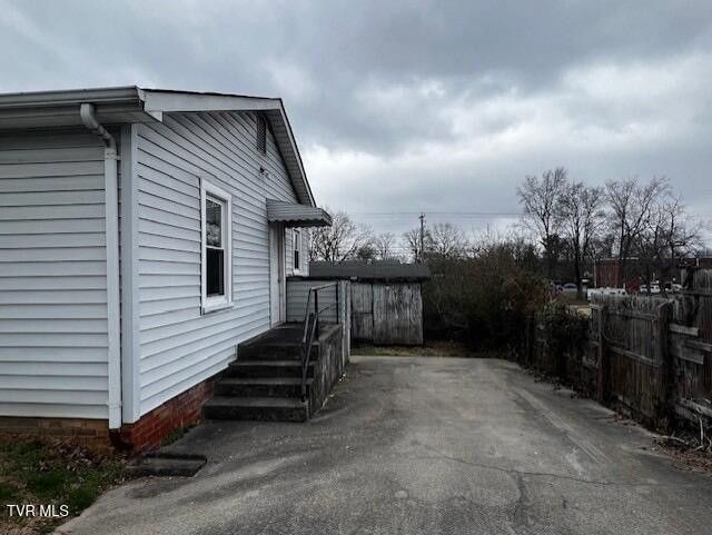 Photo #5: 1371 Warpath Drive