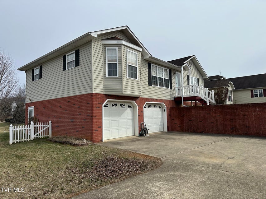 Photo #3: 601 Mount Bethel Road