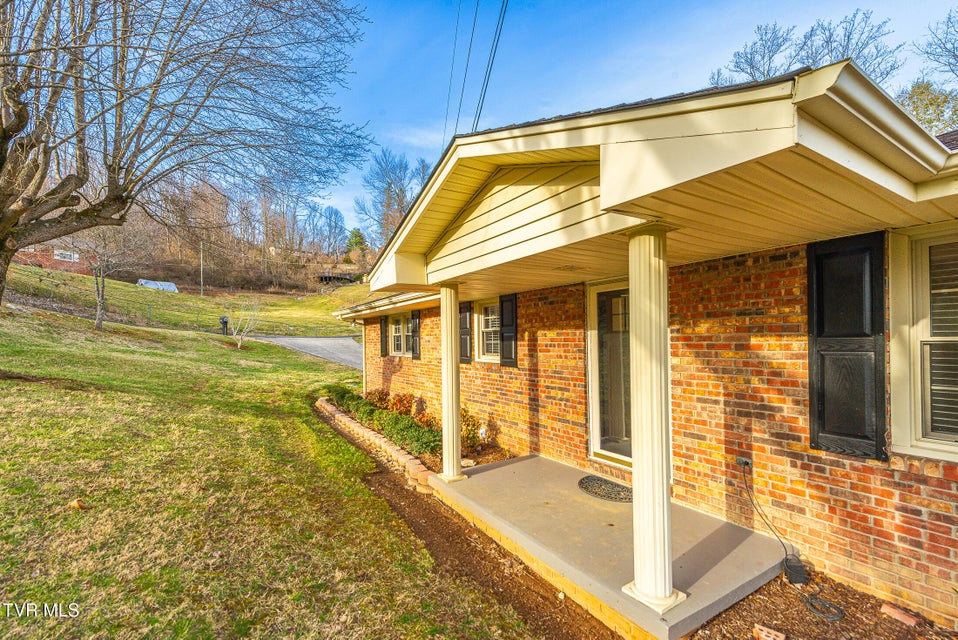 Photo #35: 394 Elm Street