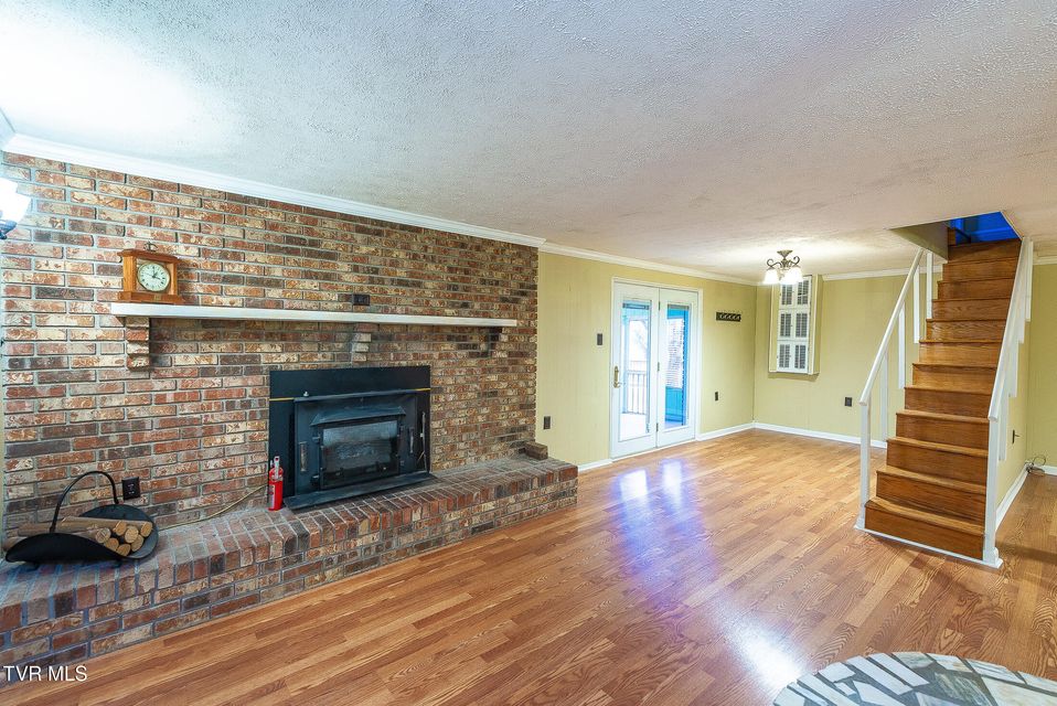 Photo #10: 394 Elm Street