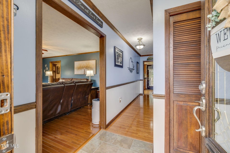 Photo #4: 309 Armstrong Drive