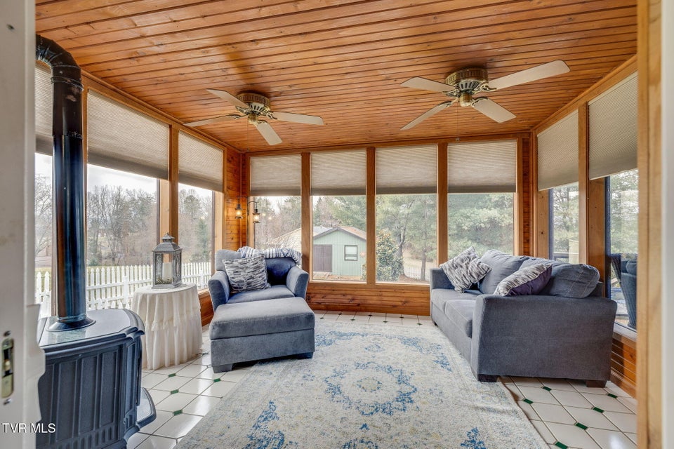 Photo #10: 309 Armstrong Drive