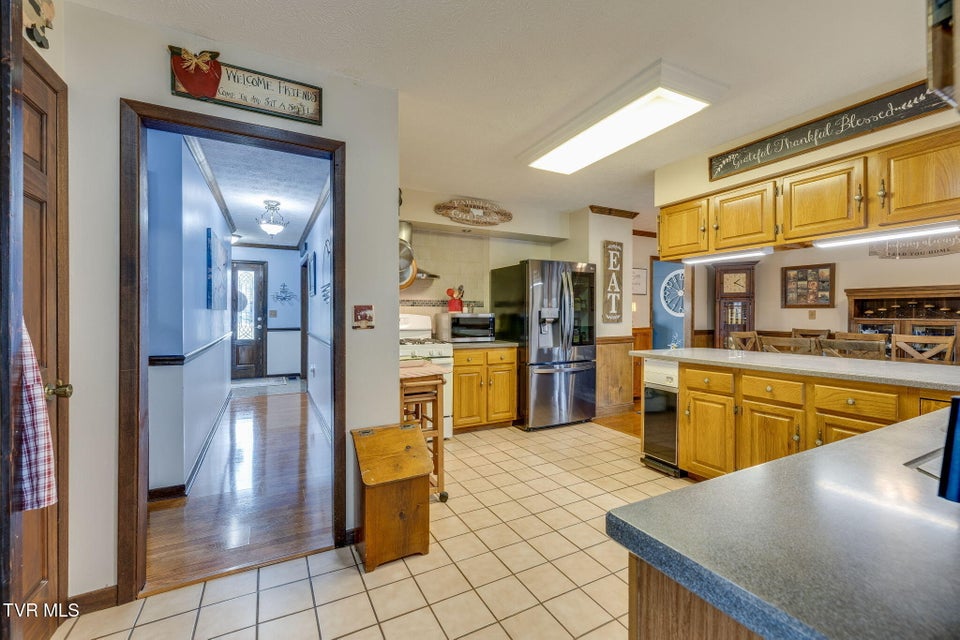 Photo #16: 309 Armstrong Drive