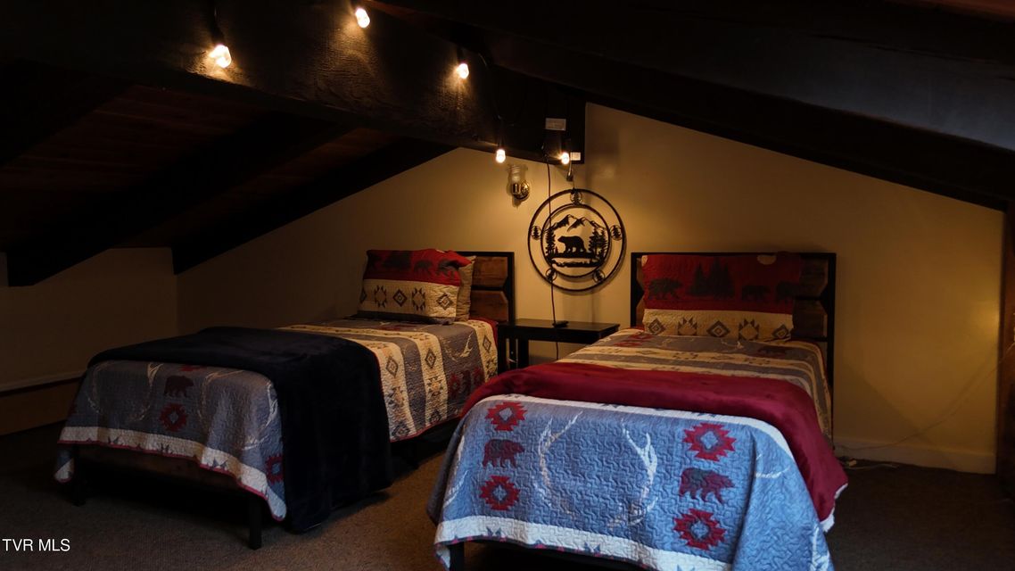 Photo #22: 1081 Cove Road