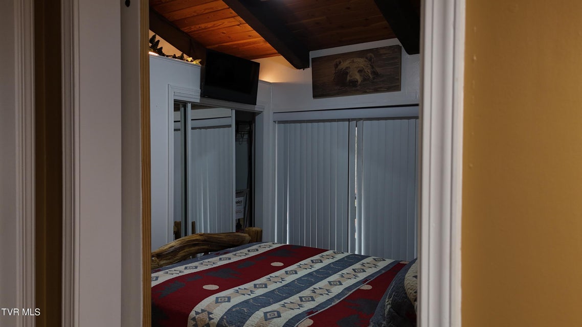 Photo #25: 1081 Cove Road