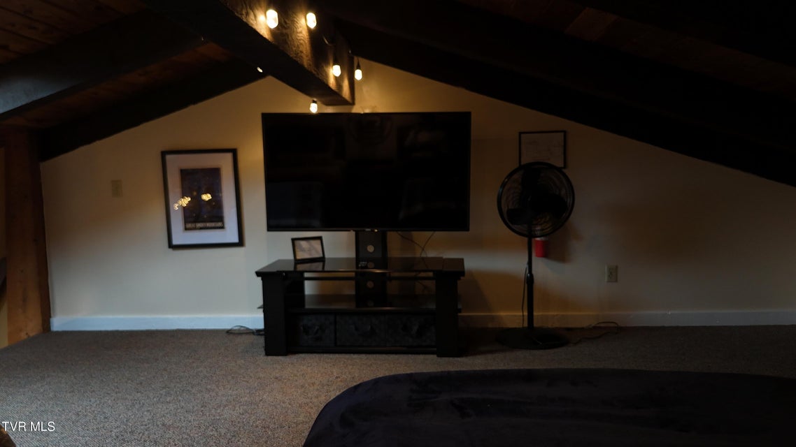 Photo #36: 1081 Cove Road