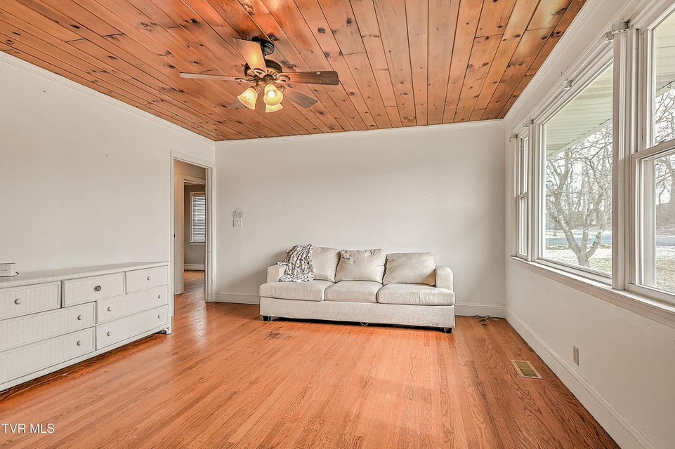 Photo #2: 241 Anderson Street