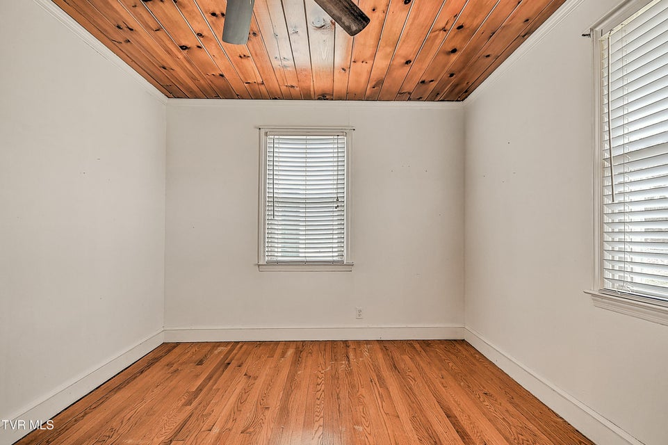 Photo #18: 241 Anderson Street