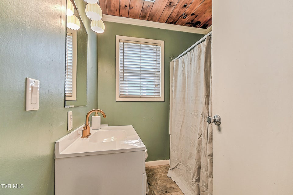 Photo #22: 241 Anderson Street