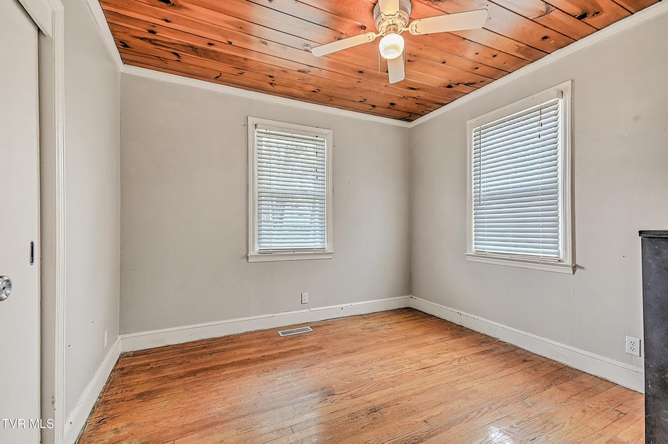 Photo #26: 241 Anderson Street