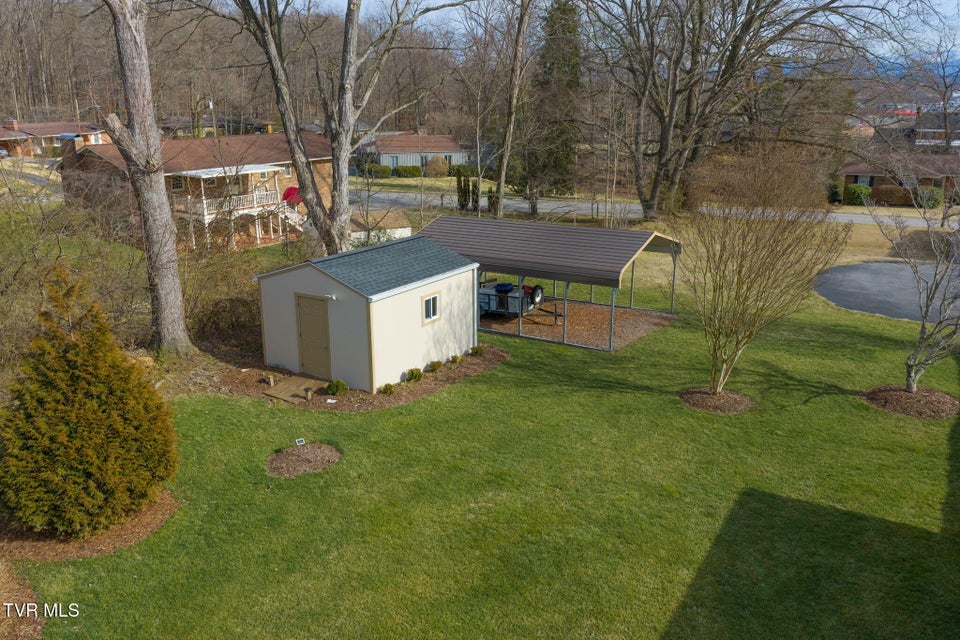 Photo #32: 3402 Amoyee Drive