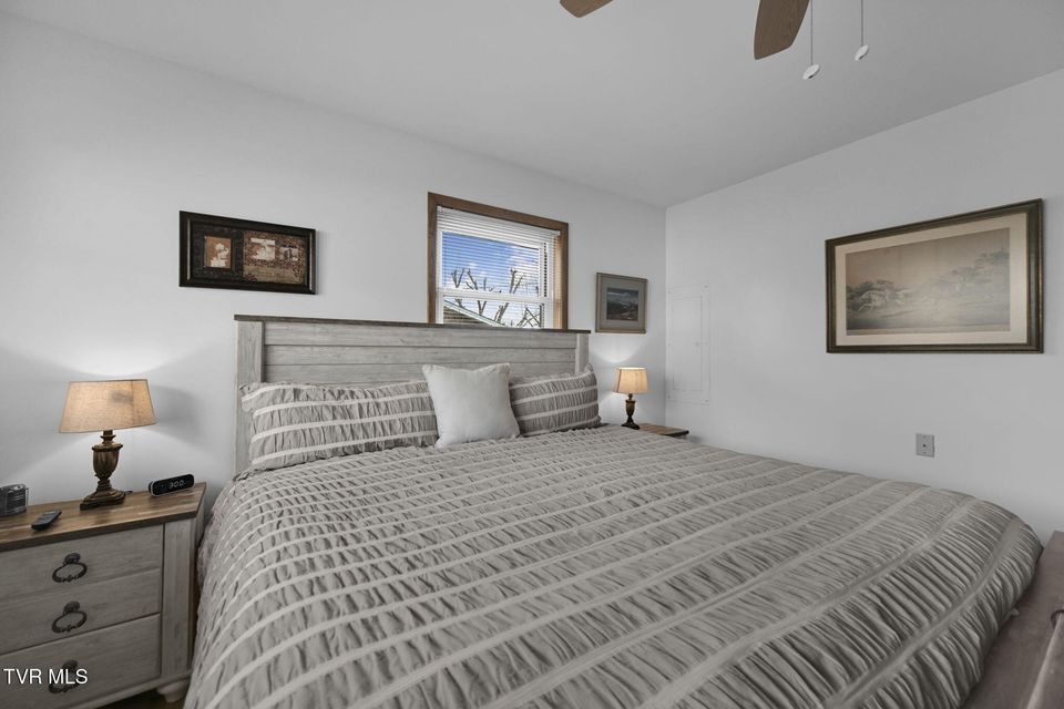 Photo #18: 3402 Amoyee Drive