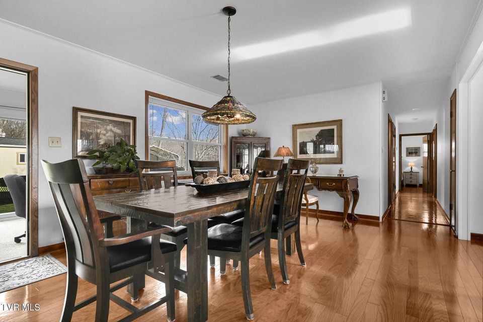 Photo #7: 3402 Amoyee Drive