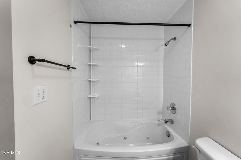 Photo #15: 127 Smartview Lane