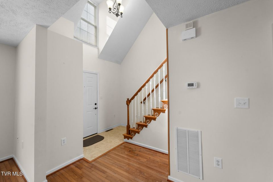 Photo #16: 127 Smartview Lane