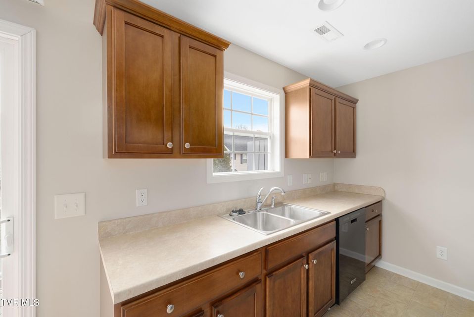 Photo #19: 2121 Greenwood Drive