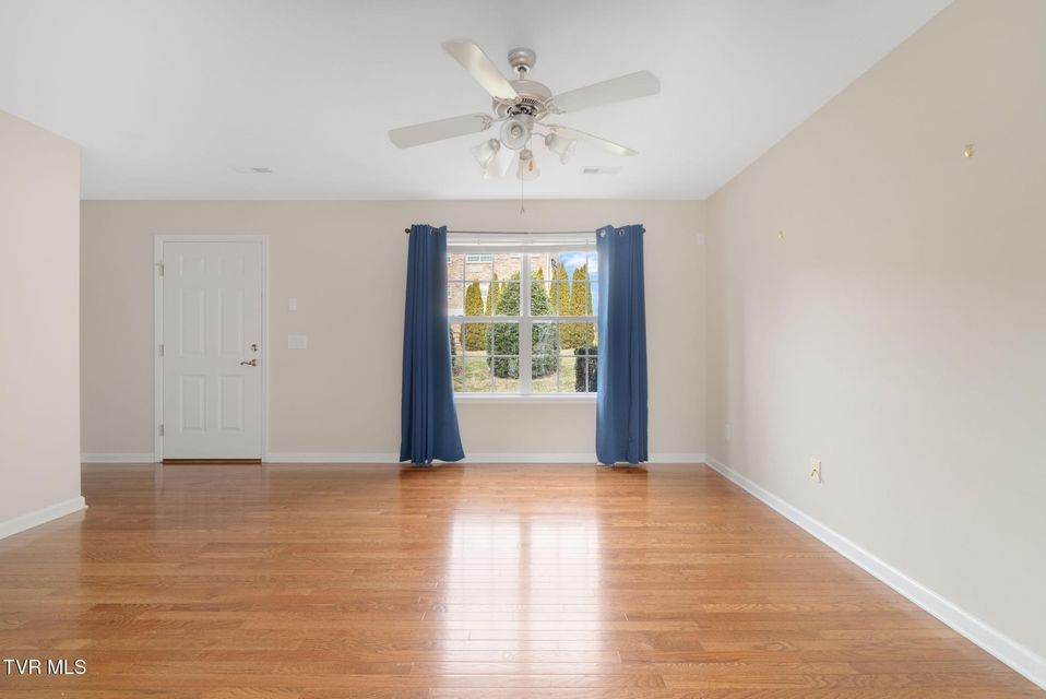 Photo #24: 2121 Greenwood Drive