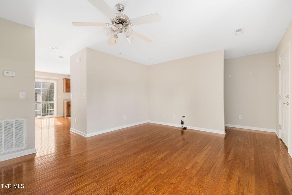 Photo #26: 2121 Greenwood Drive