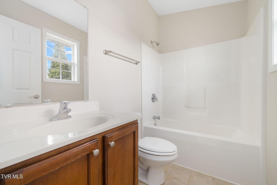 Photo #33: 2121 Greenwood Drive