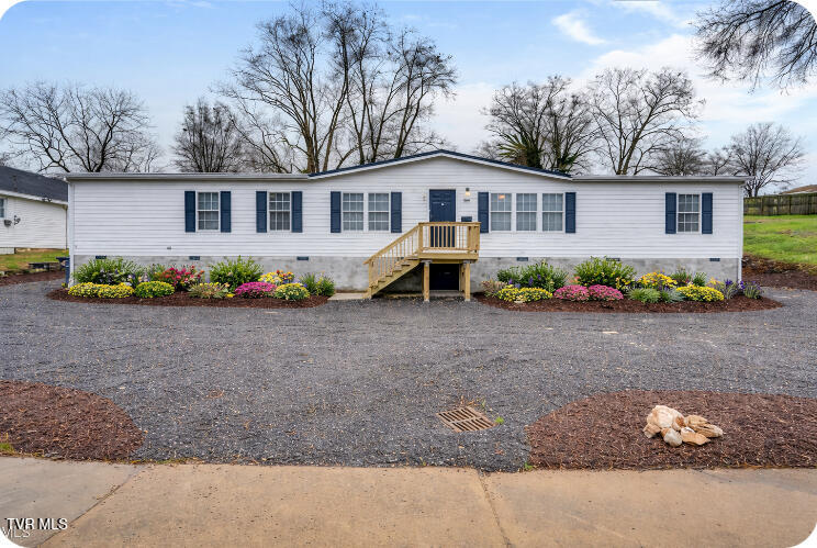 Photo #38: 931 Riverside Avenue