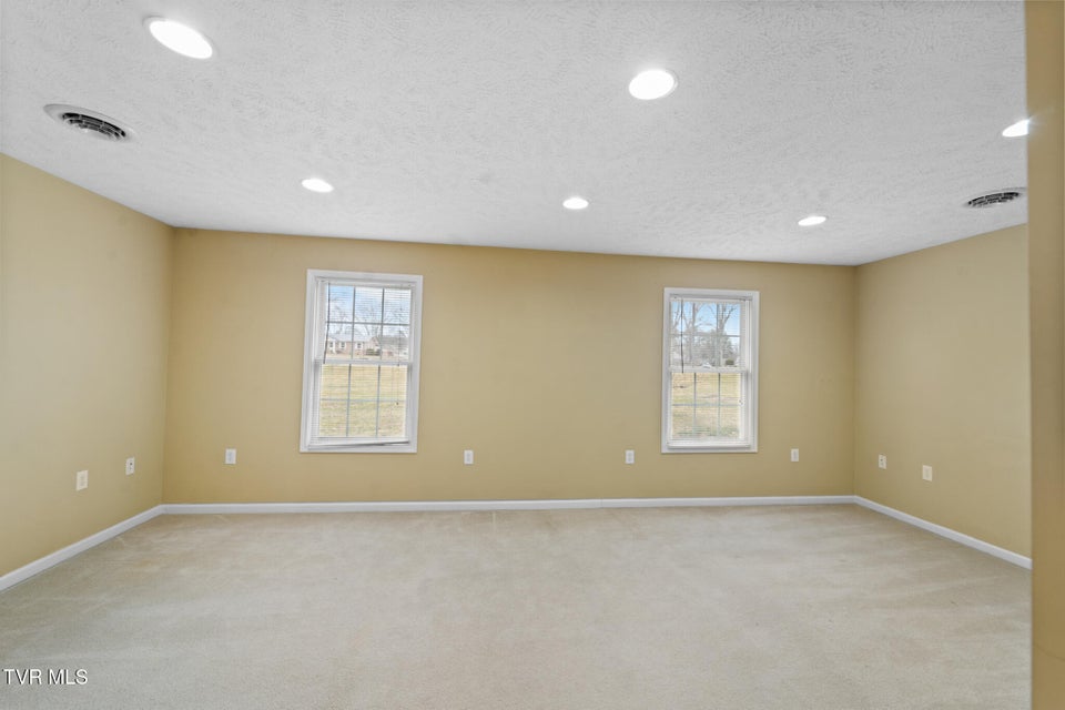 Photo #25: 127 Smartview Lane