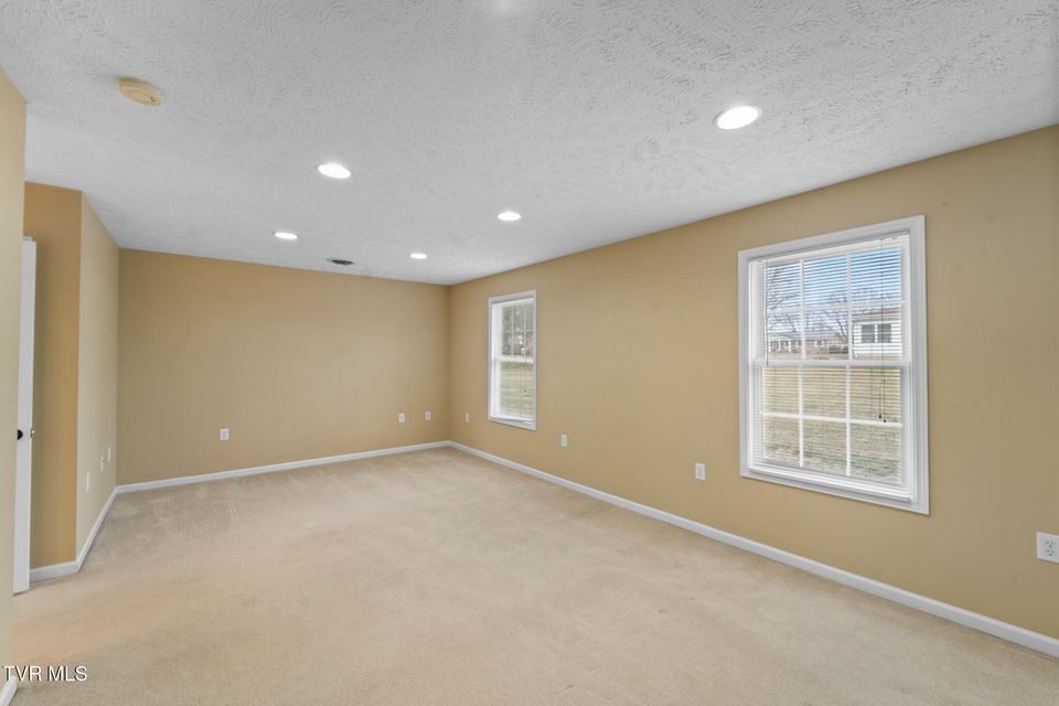 Photo #26: 127 Smartview Lane