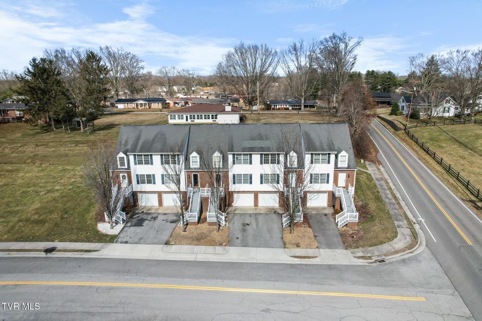 Photo #33: 127 Smartview Lane