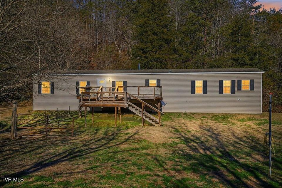 Photo #35: 118 Providence Road