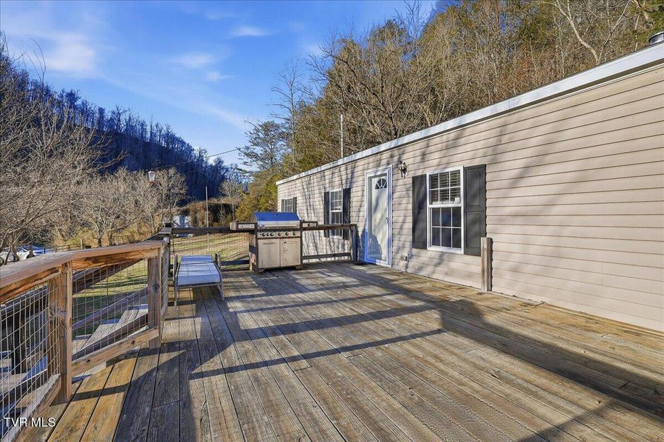 Photo #36: 118 Providence Road