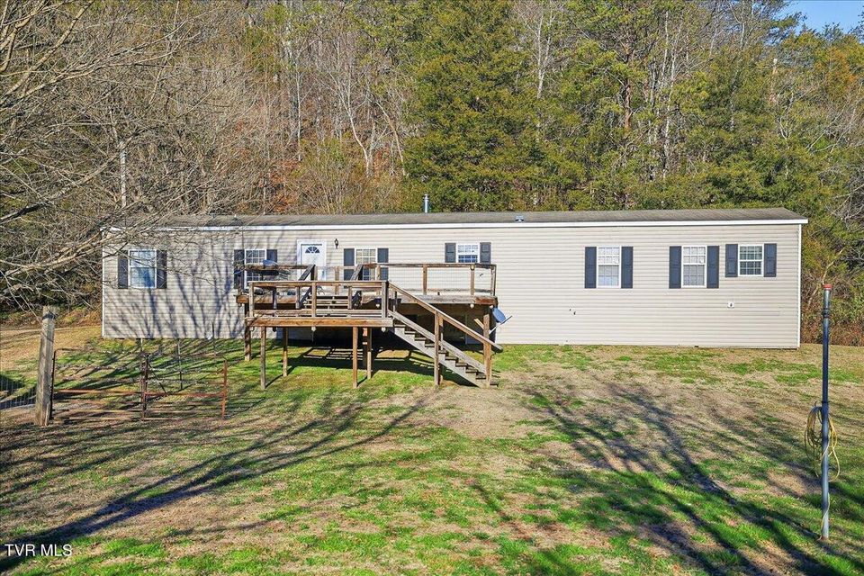 Photo #37: 118 Providence Road