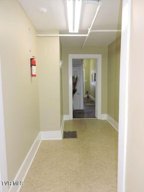 Photo #6: 305 Montgomery Street