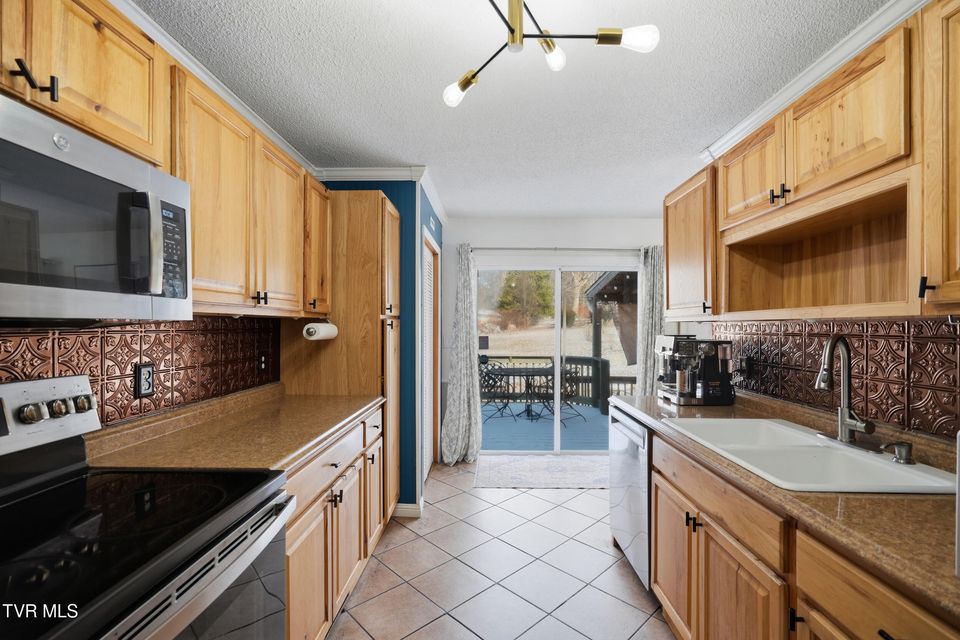 Photo #12: 26261 Beech Circle