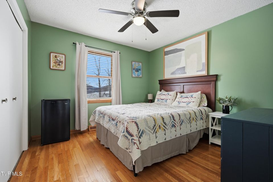 Photo #23: 26261 Beech Circle