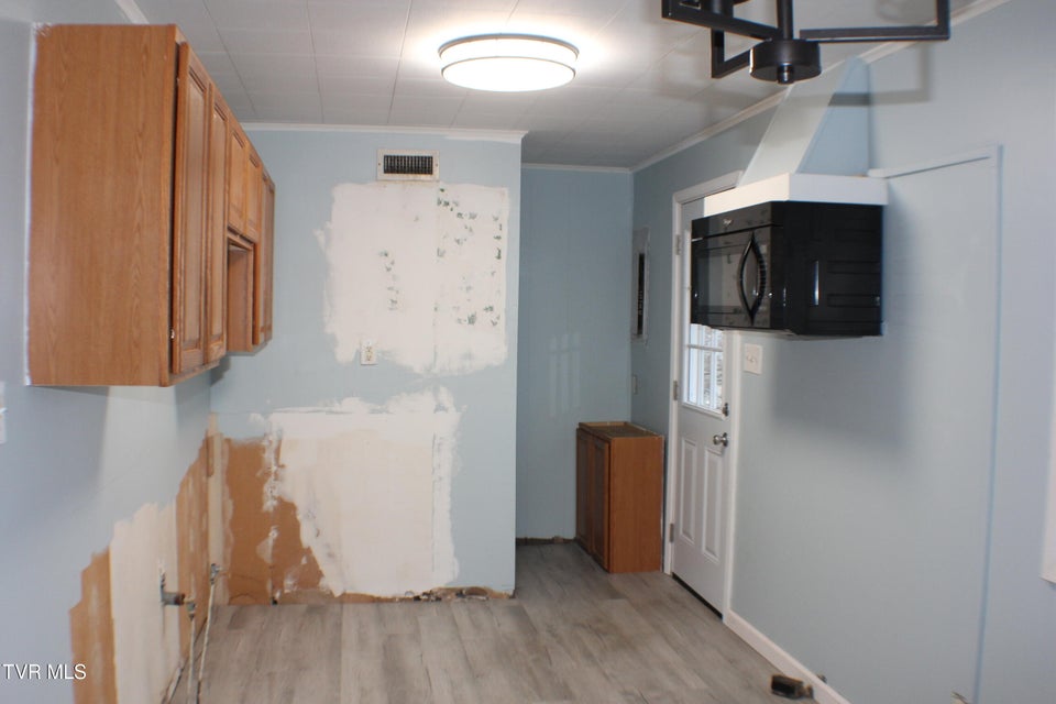 Photo #12: 30 Brown Avenue