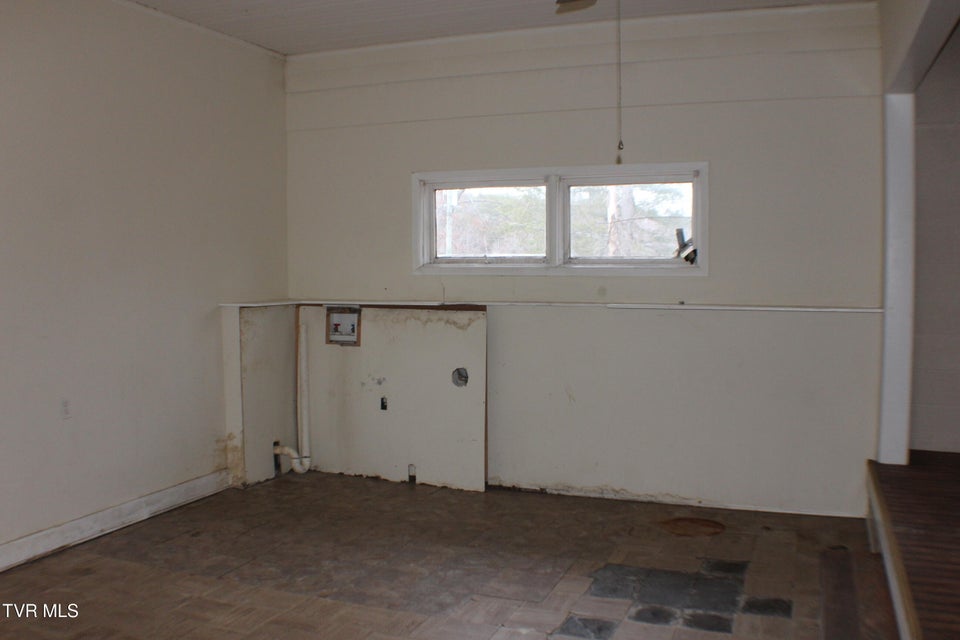 Photo #15: 30 Brown Avenue