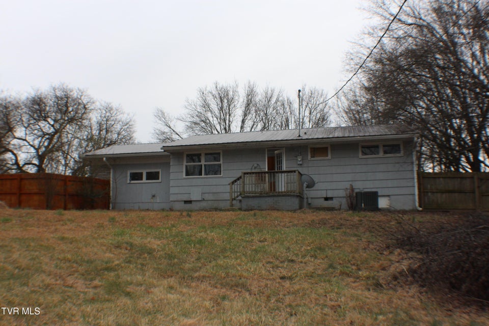 Photo #29: 30 Brown Avenue