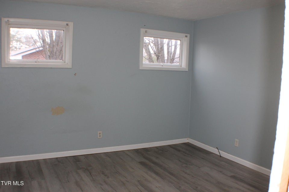 Photo #19: 30 Brown Avenue