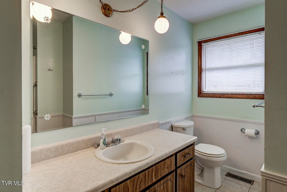 Photo #32: 1215 Old Boones Creek Road