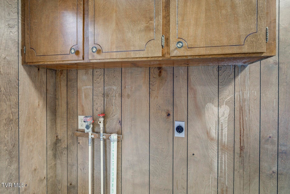 Photo #52: 1215 Old Boones Creek Road