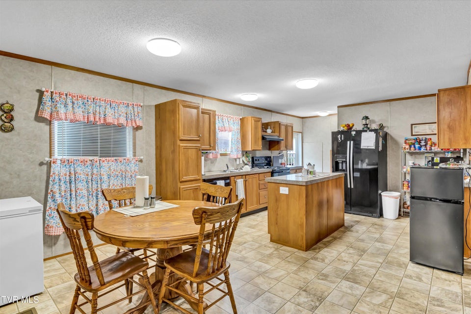 Photo #33: 6235 Tazewell Highway