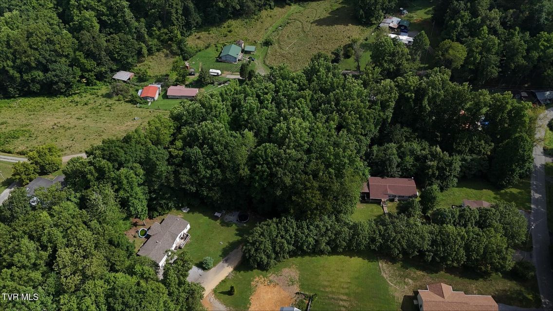 Photo #7: Tr 4 Crystal Lane