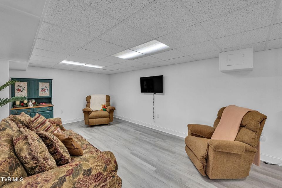 Photo #39: 826 Mosby Street