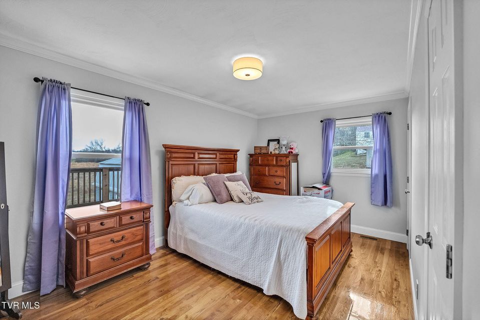 Photo #25: 826 Mosby Street