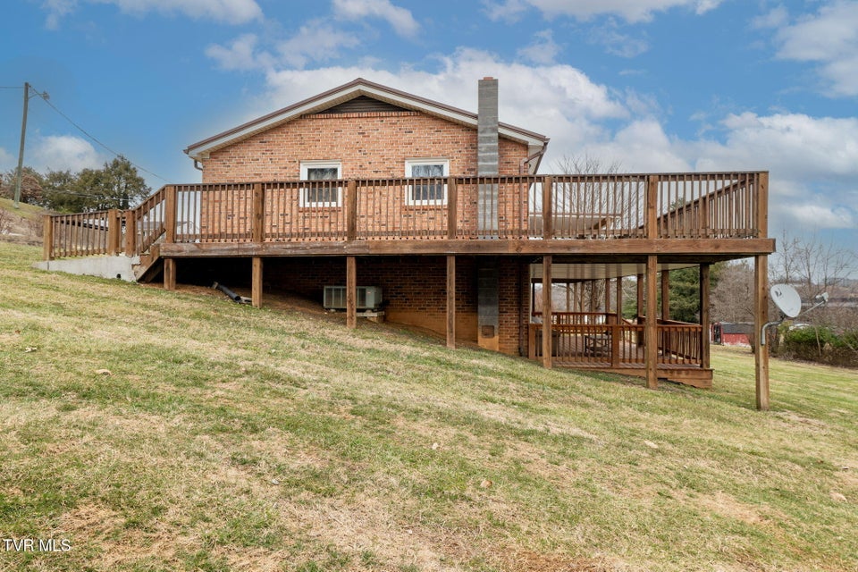 Photo #11: 826 Mosby Street