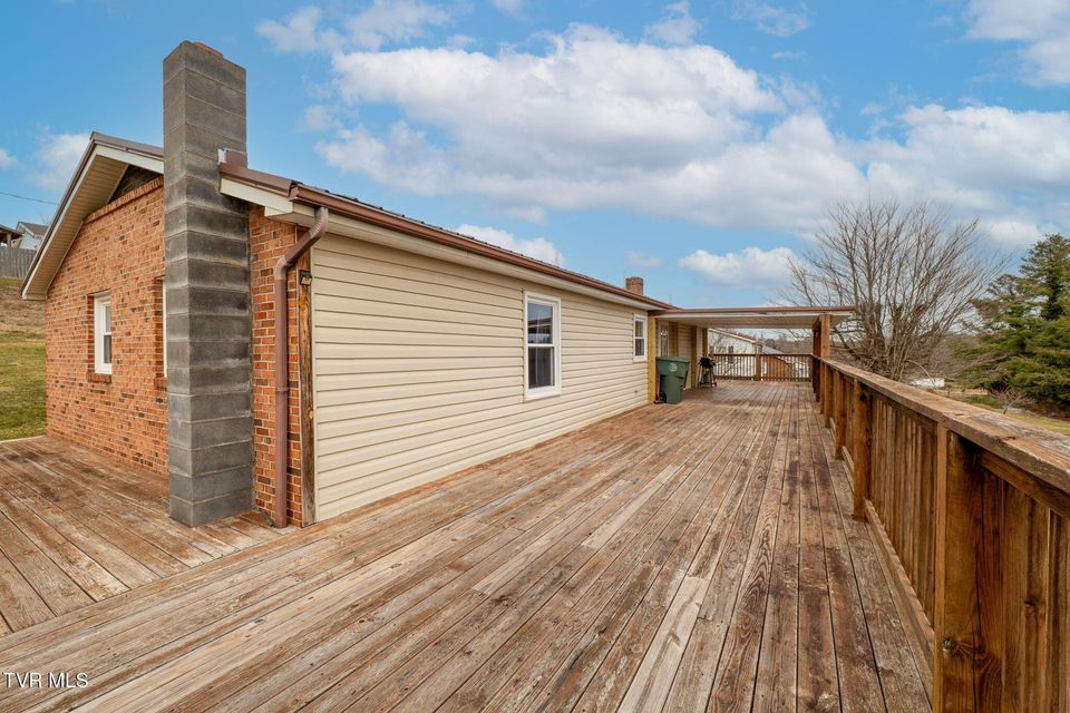 Photo #9: 826 Mosby Street