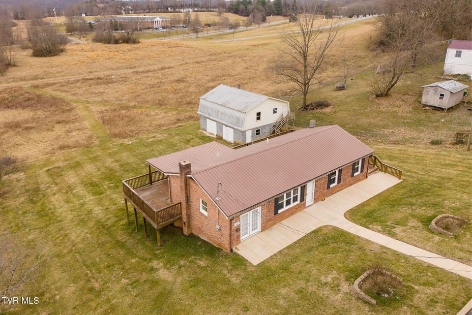 Photo #4: 826 Mosby Street